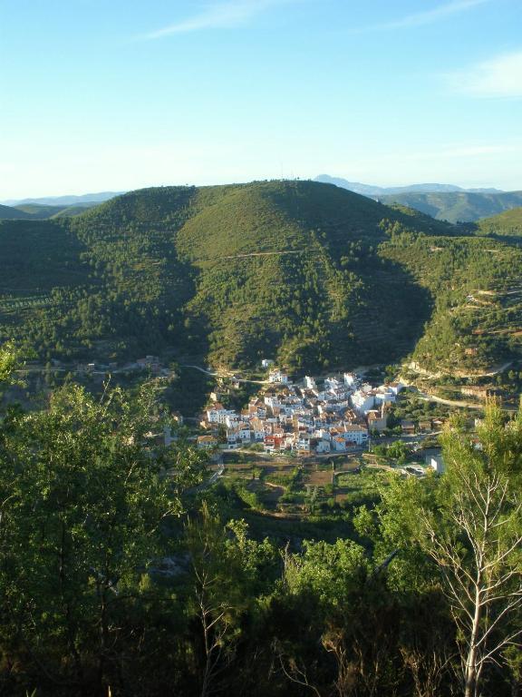 Hotel Restaurante Vinas Viejas Fuentes de Ayódar Exteriör bild