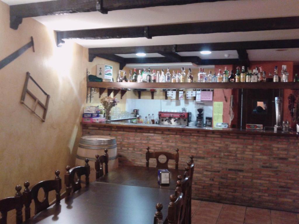 Hotel Restaurante Vinas Viejas Fuentes de Ayódar Exteriör bild